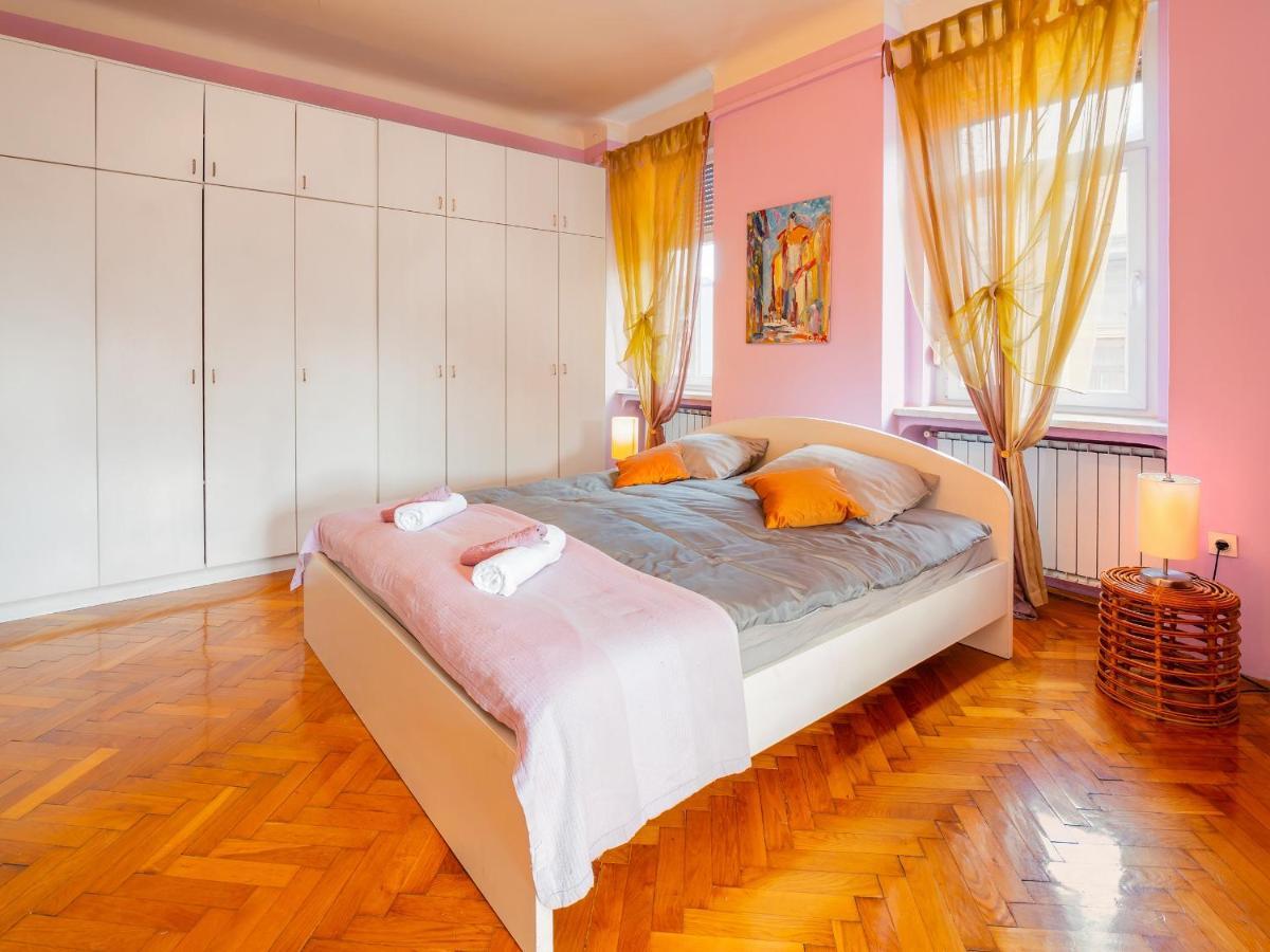 Grand Apartment In Strict Center Of Риека Экстерьер фото