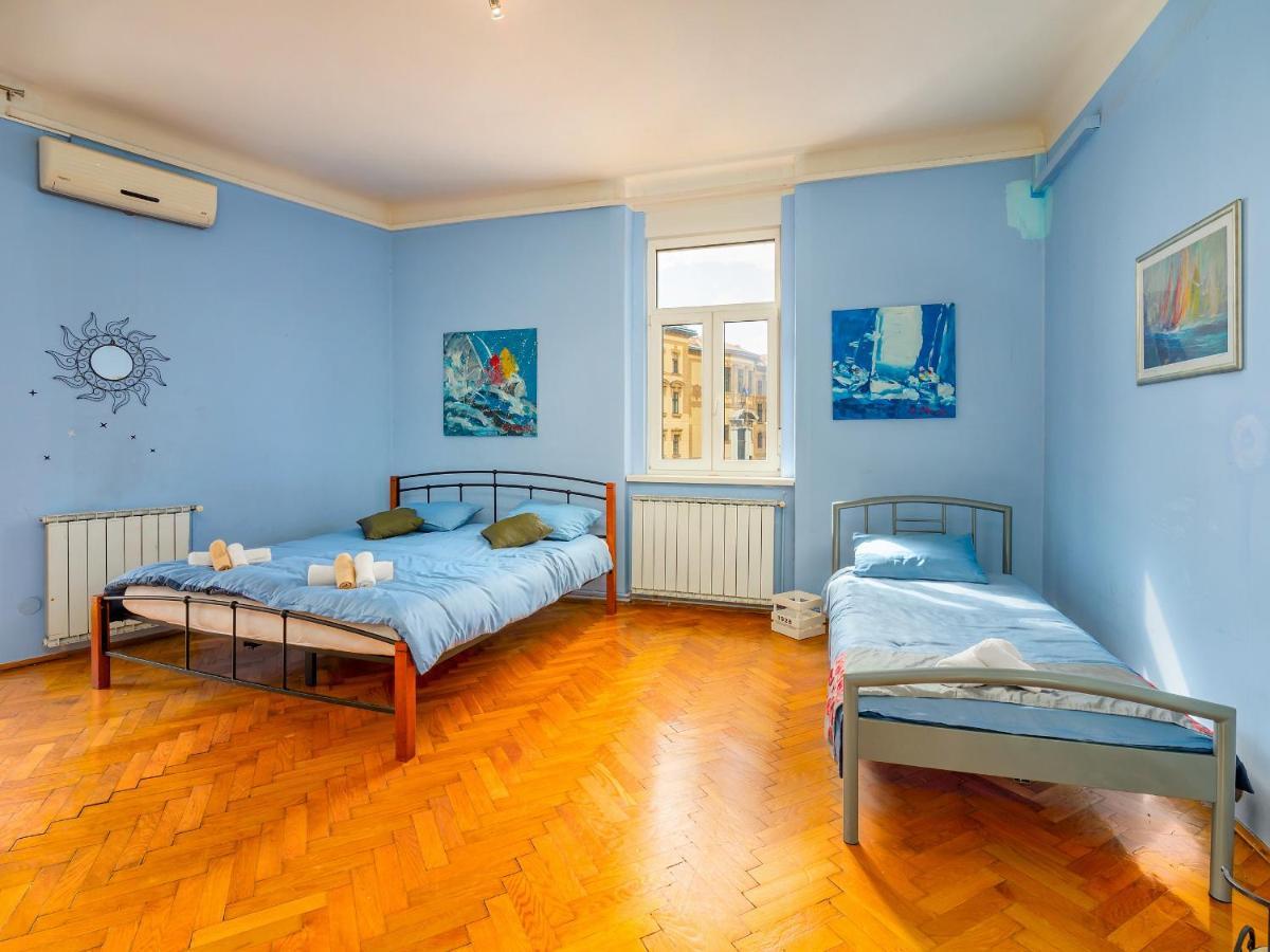 Grand Apartment In Strict Center Of Риека Экстерьер фото